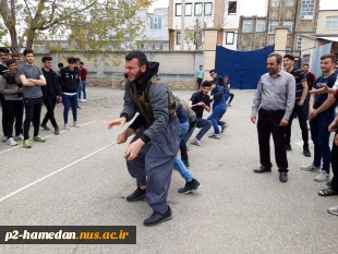 به مناسبت هفته خوابگاه ها مسابقات طناب کشی برگزار گردید 3