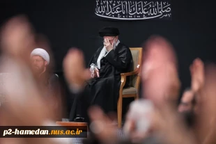 مراسم عزاداری شب عاشورای حسینی‌ علیه‌السلام  با حضور حضرت آیت‌الله خامنه‌ای رهبر انقلاب اسلامی در حسینیه امام خمینی (ره) برگزار شد. 2