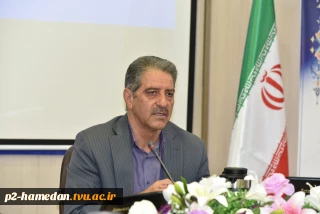 رئیس دانشگاه ملی مهارت در جمع رؤسای دانشکده‌ها و آموزشکده‌های سراسر کشور:

حیات دانشگاه و ارکان آن در گرو ضوابط، مقررات و قوانین است/ هیئت امنا مجلس قانون‌گذاری دانشگاه است/ سیاست دانشگاه تربیت نیروی توانمند اشتعال‌پذیر است