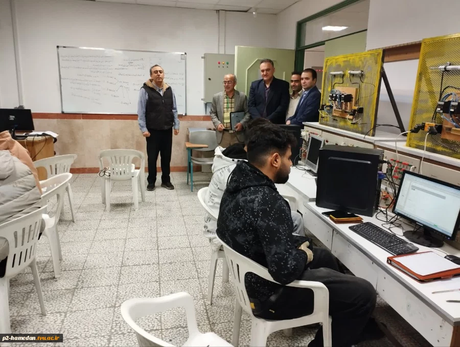 بازدید هیات نظارت و ارزیابی دانشگاه بوعلی سینا از آموزشکده ملی مهارت شهید جباریان 7