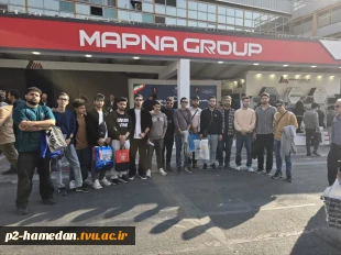 بازدید از نمایشگاه صنعت برق کشور به مناسبت هفته جهانی کارآفرینی 2