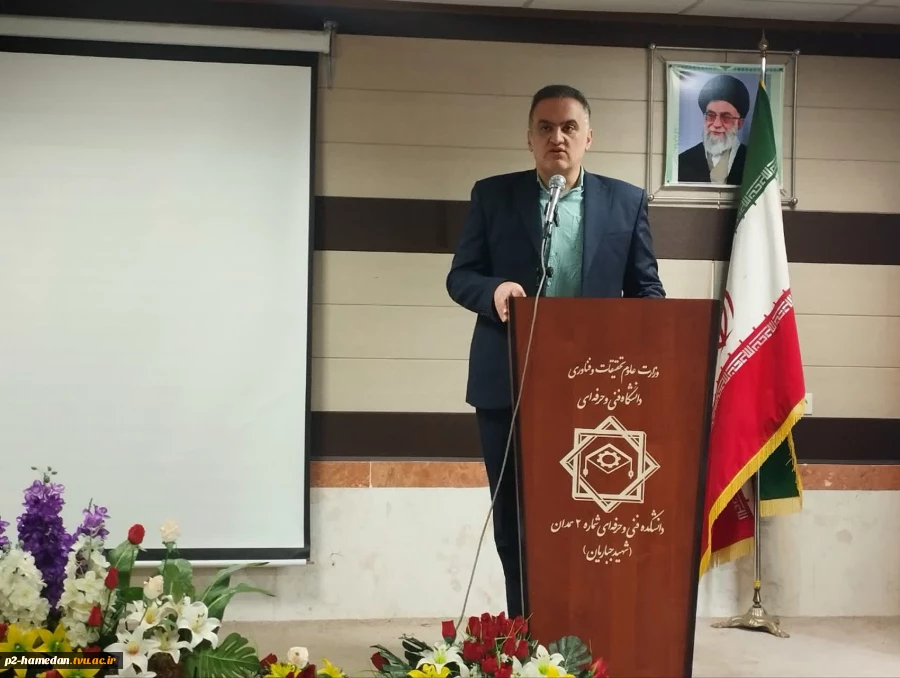 جلسه توجیهی- آموزشی دانشجویان نوورود آموزشکده شهید جباریان برگزار شد 3