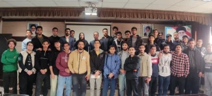 کارگاه آموزشی افزایش اعتماد به نفس مرکز مشاوره آموزشکده ملی مهارت شهید جباریان با حضور دانشجویان برگزار شد . 5